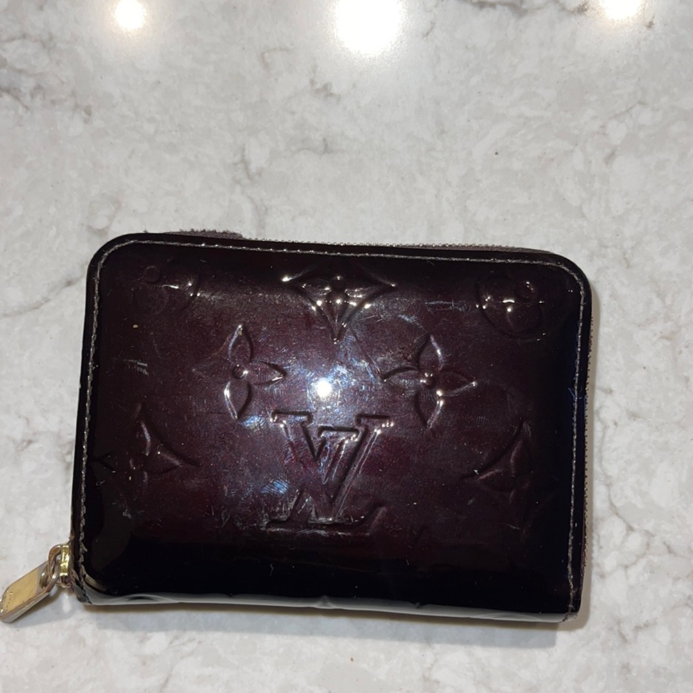 COPY - Louis vuitton zip up wallet